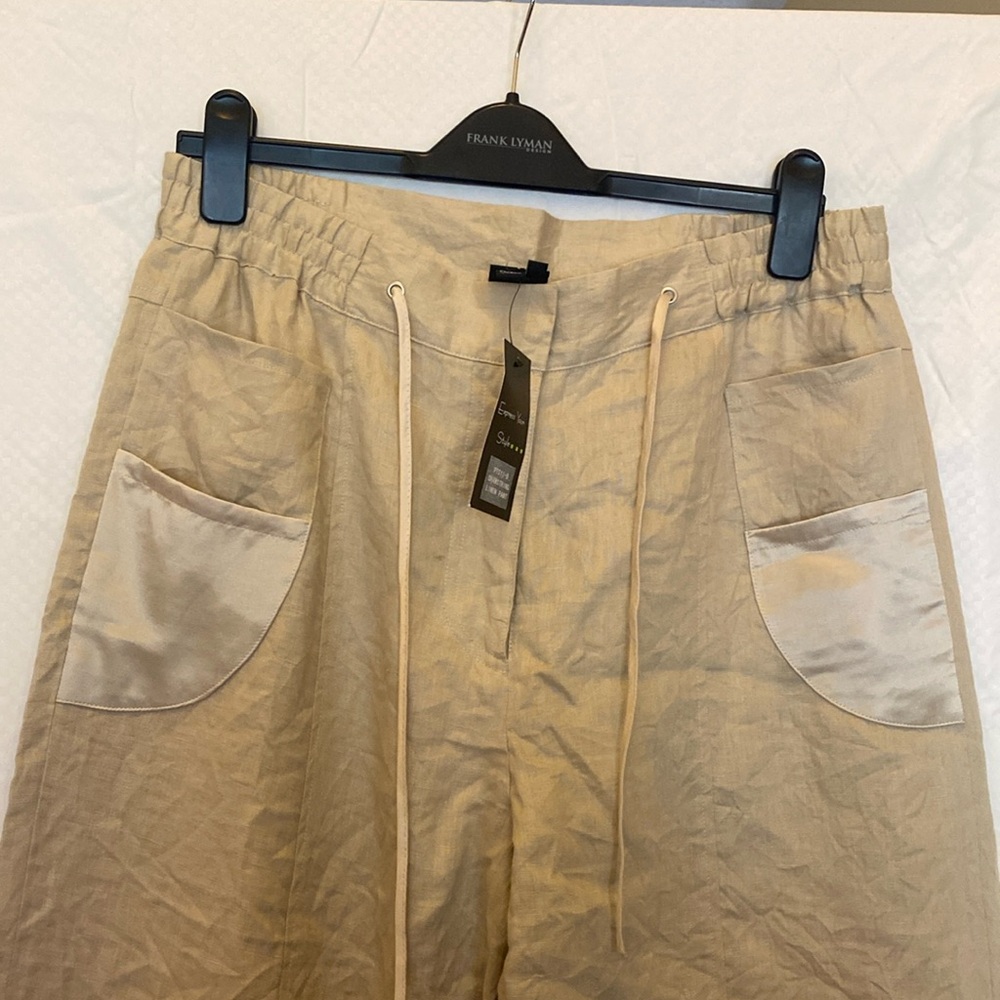 New with tags Covelo wide leg lined linen pants. These are beautiful!